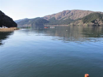 200326芦ノ湖 (3).JPG